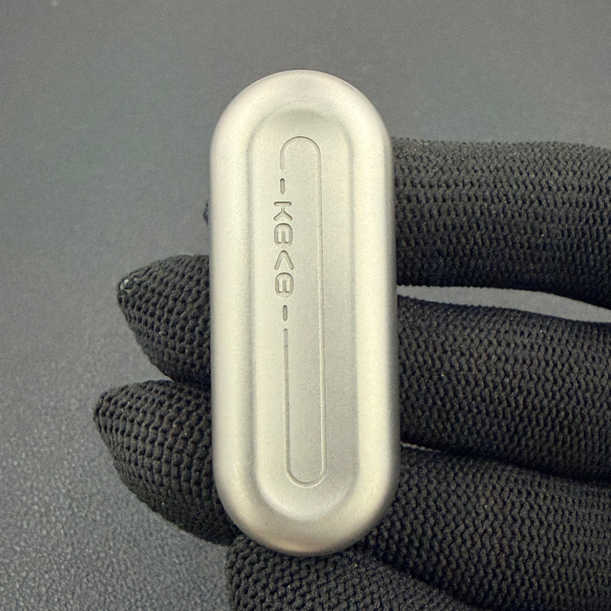Floating Cloud Titanium