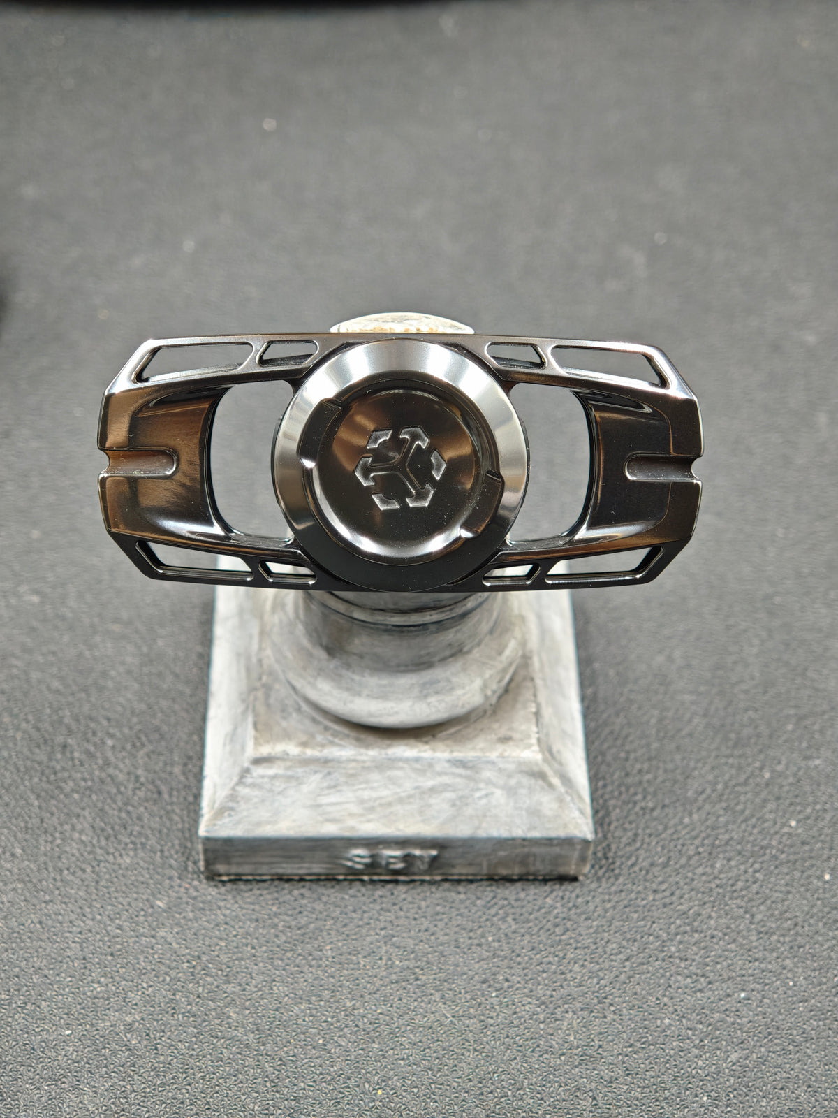 Ling Yin Zirconium Polished
