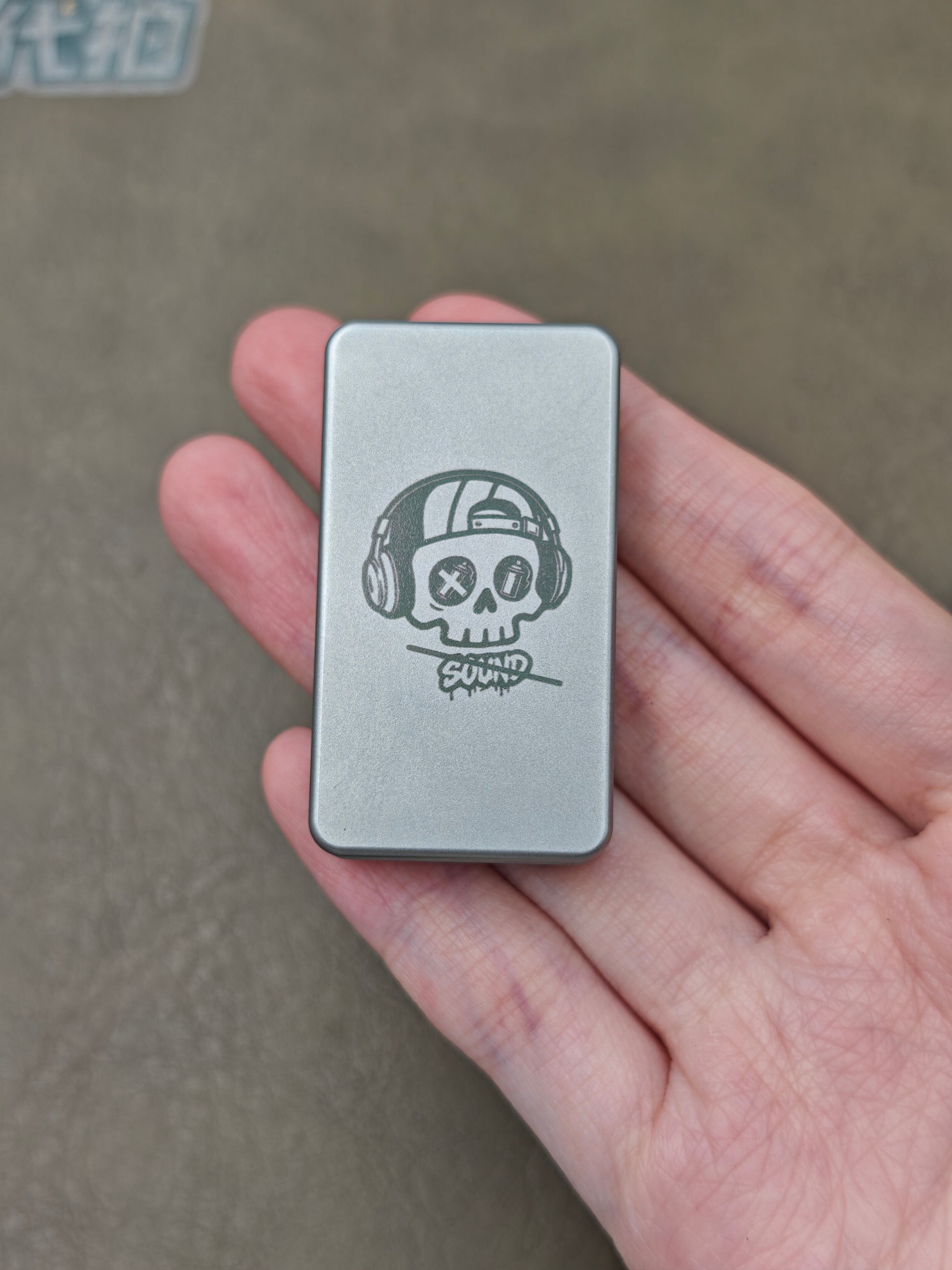 Mute Stainless Steel