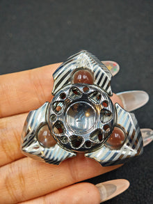 Lotus Damasteel