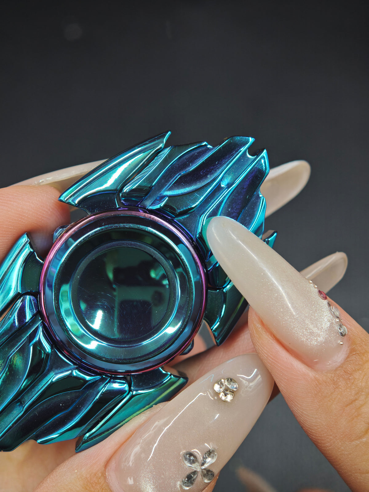 Dark Shell Opening Zirconium
