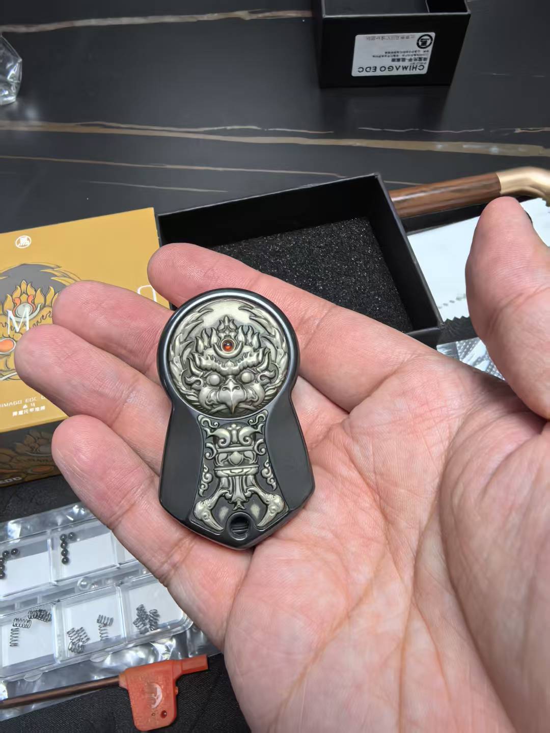 Demon Subduing Toga Tangcao Pattern Zirconium Polished