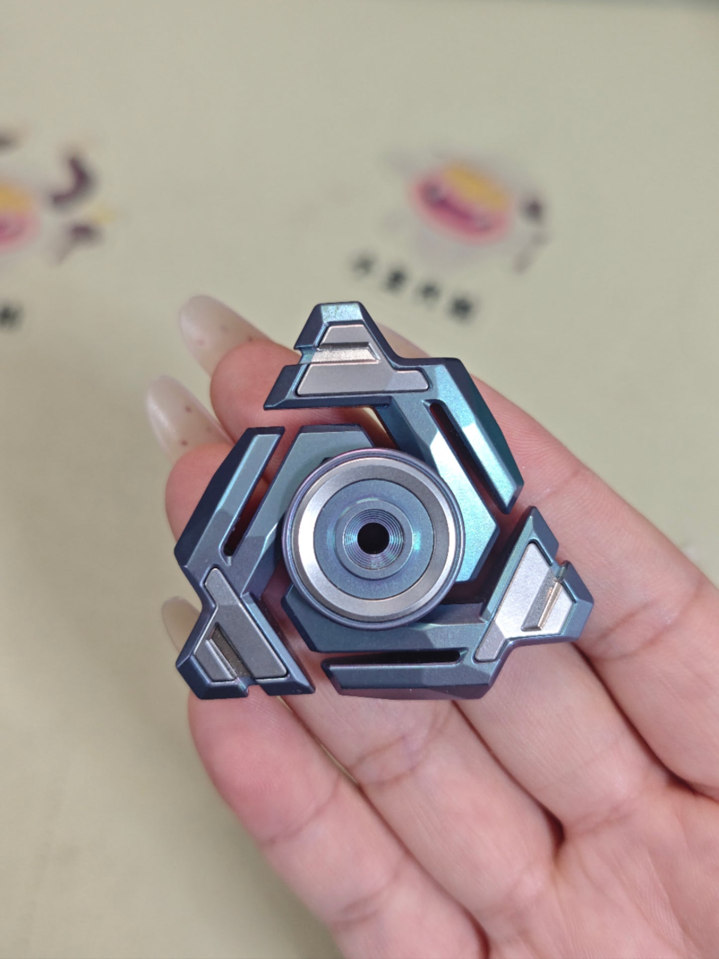 Ouroboros Titanium