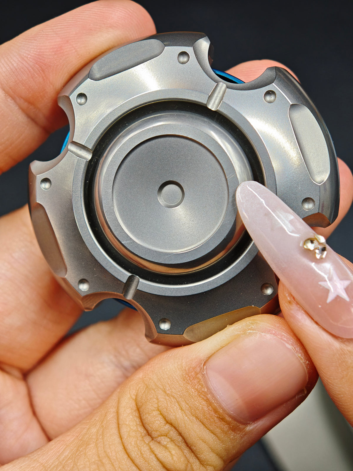 Resonance Titanium