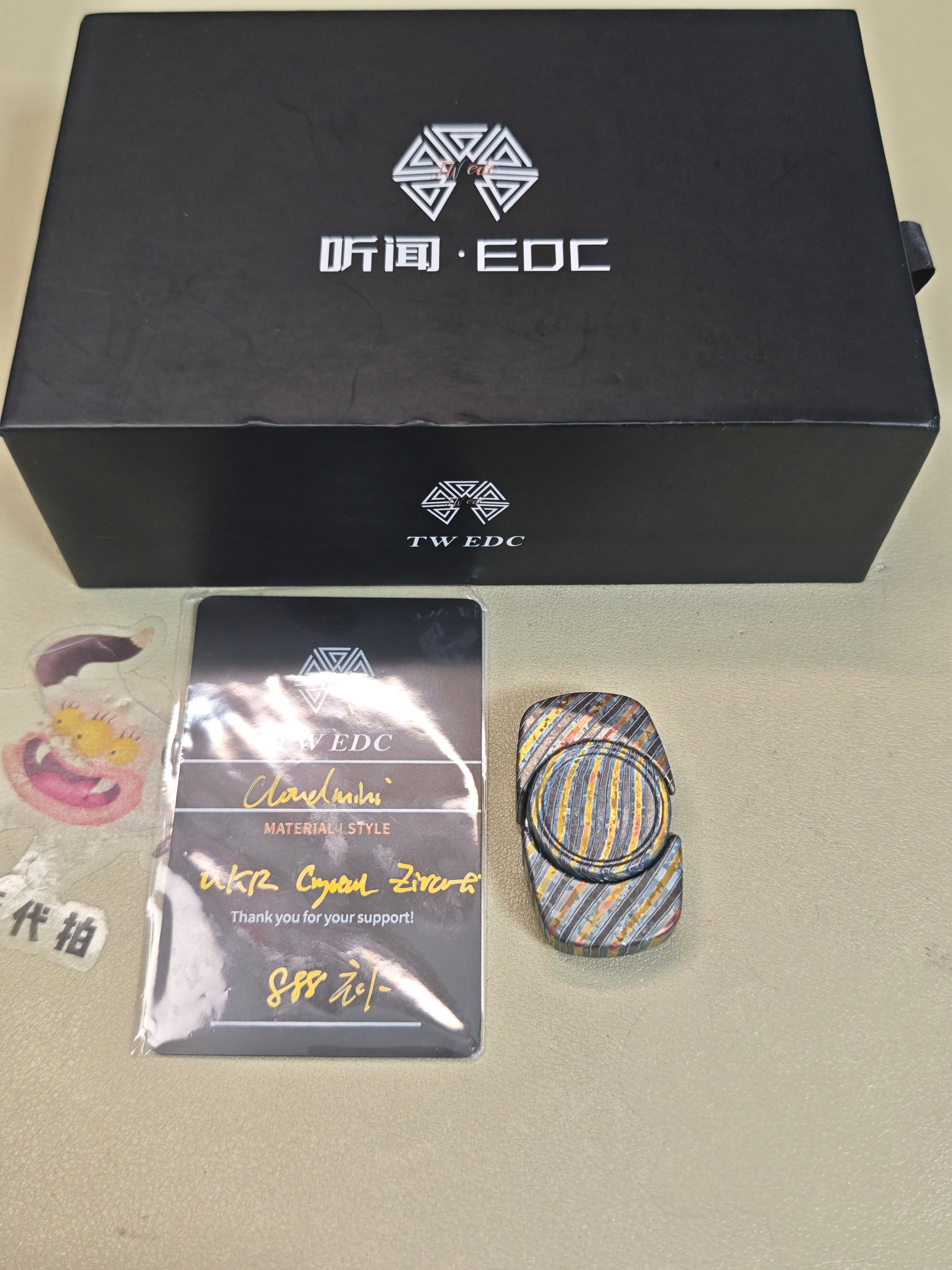 Premium Exquisite Cloud Crystallized Zirconium Zircuti