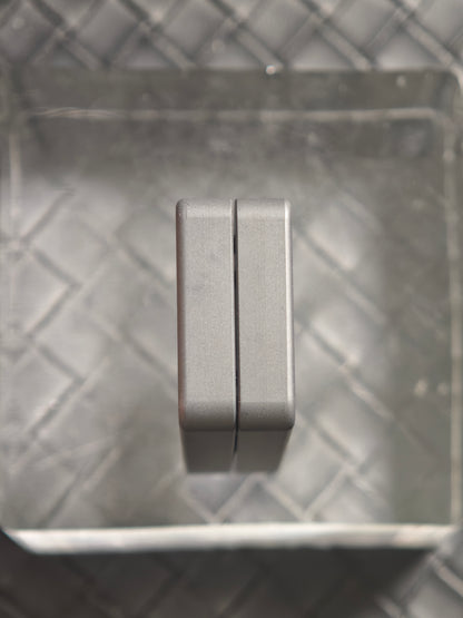 Mute Zirconium