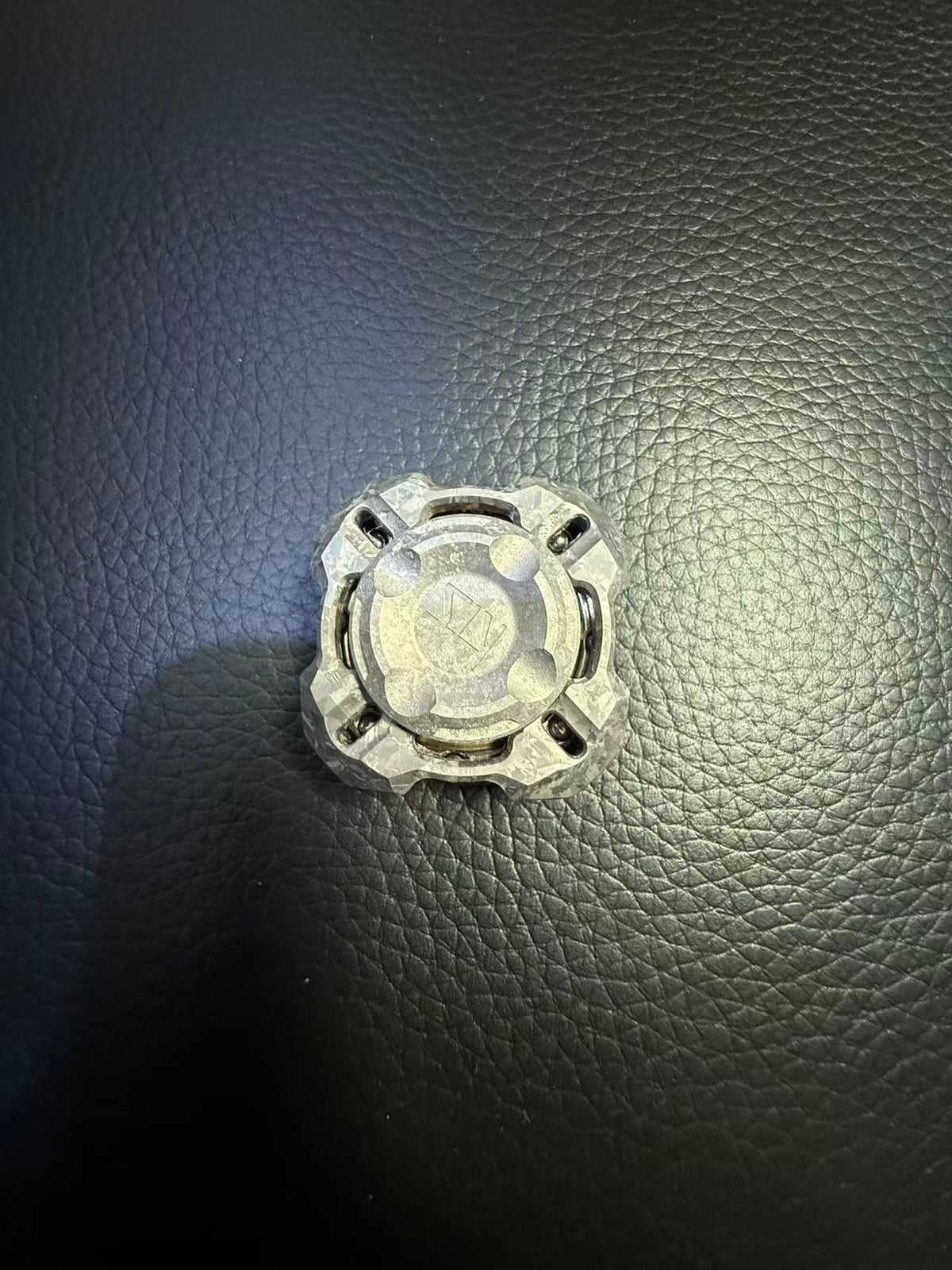 M4 Crystallized Titanium