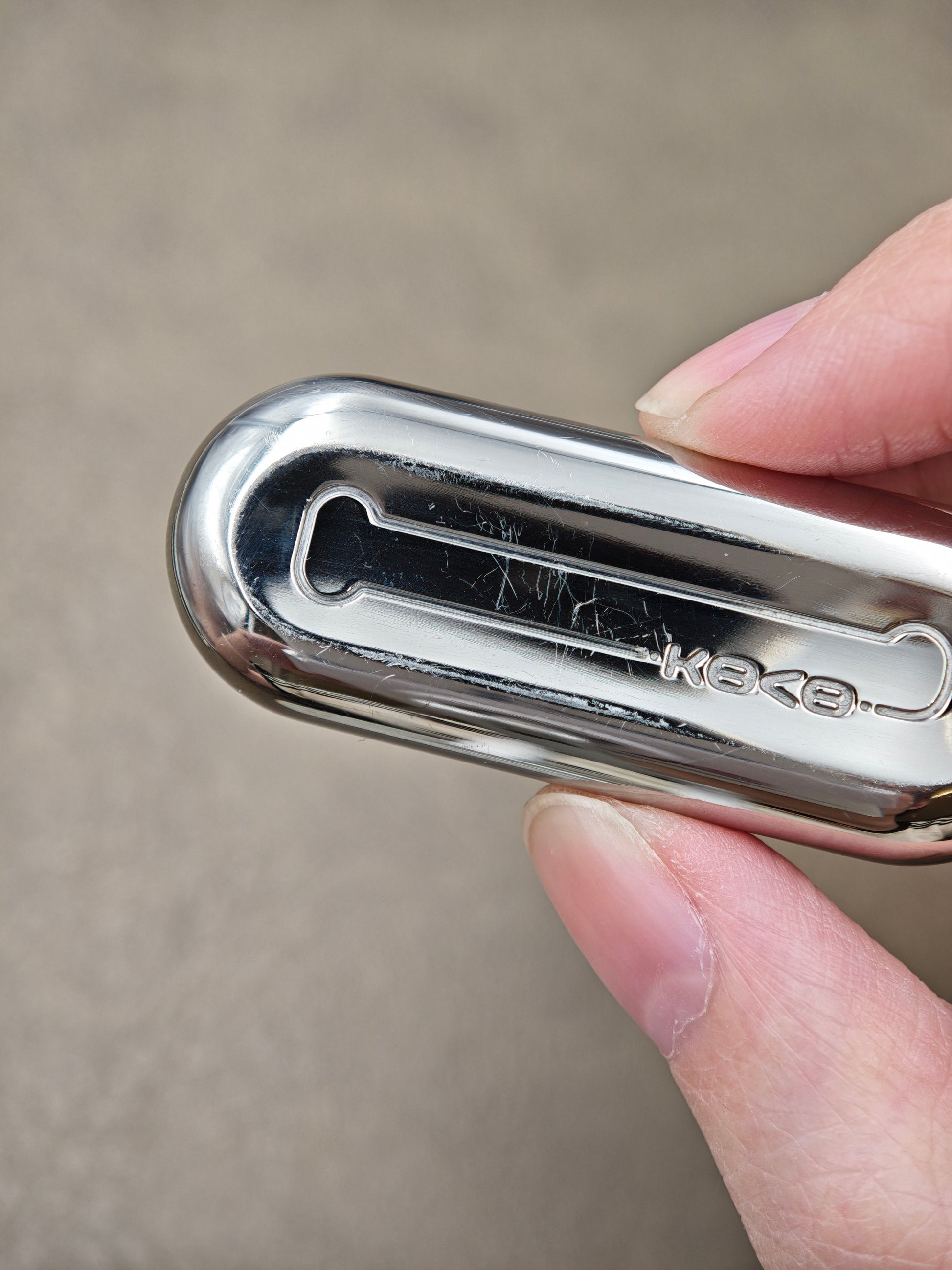 Floating Cloud Titanium Polished