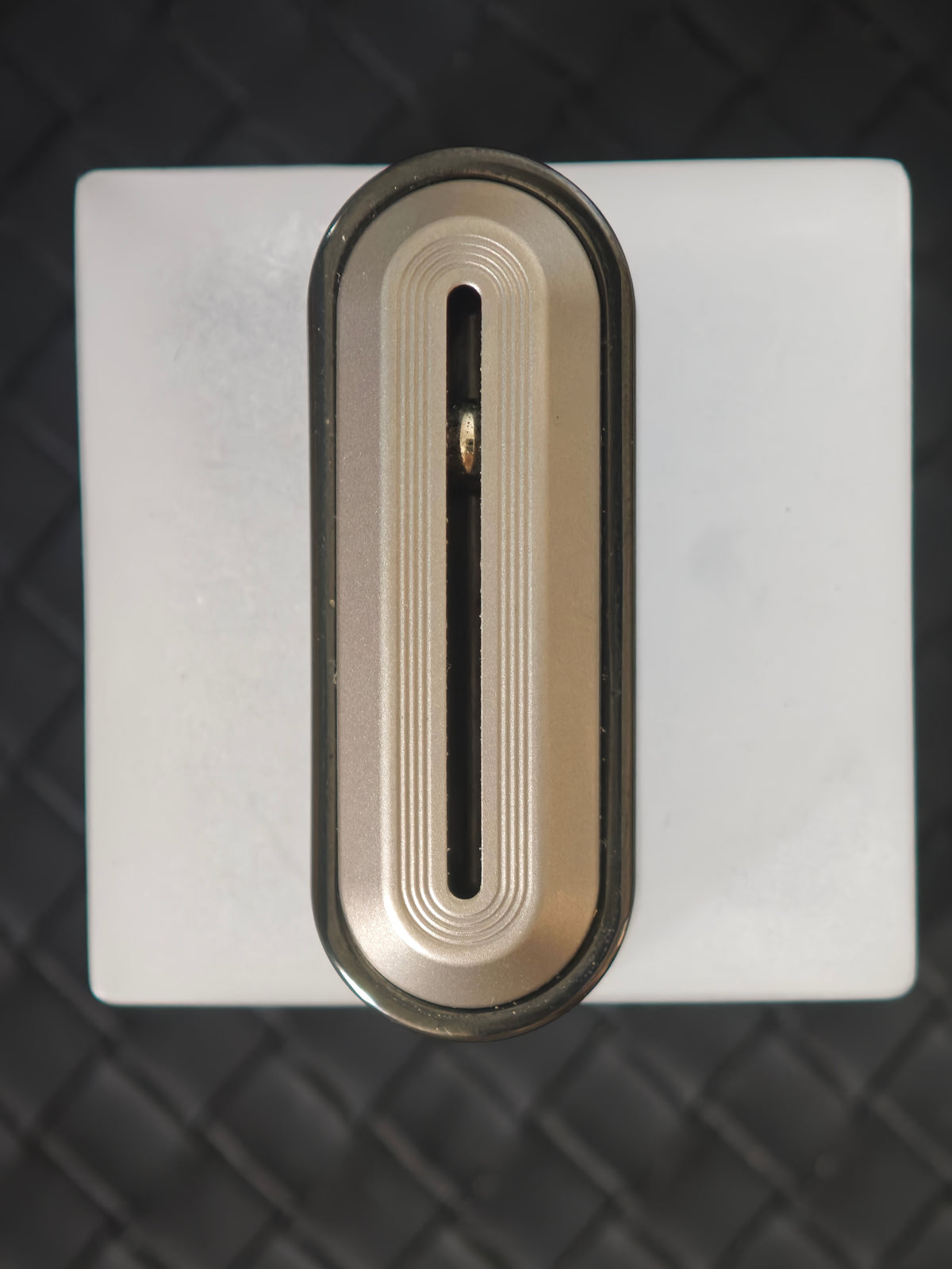 Ruyi RS Zirconium