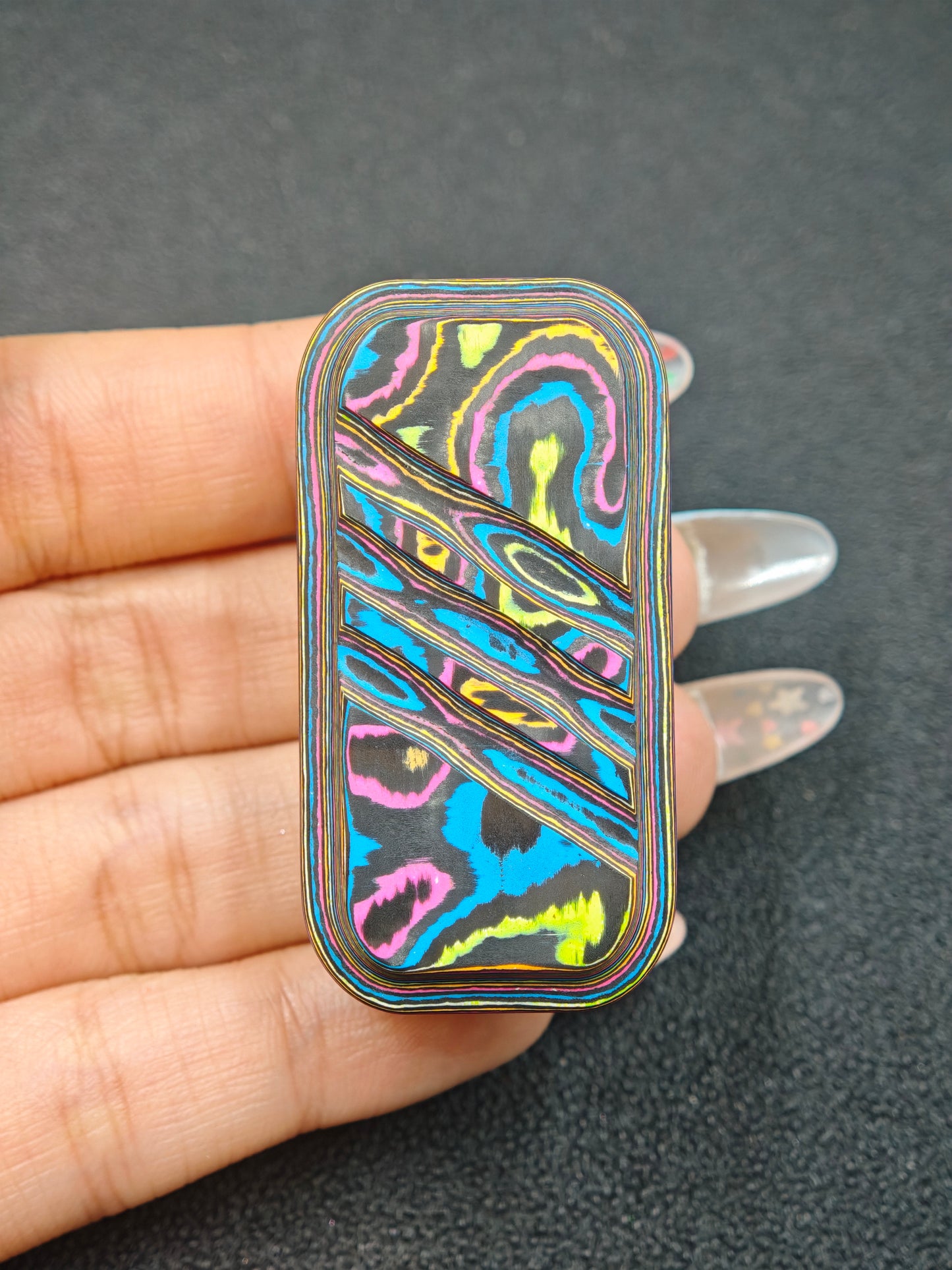 Lucky Candy Carbon Damascus