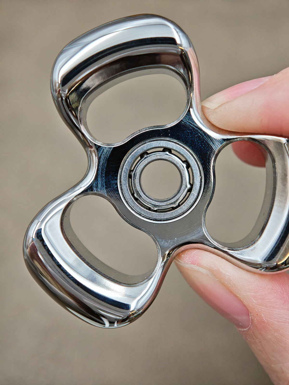 Three-Leaf Horizon OG Stainless Steel Polished