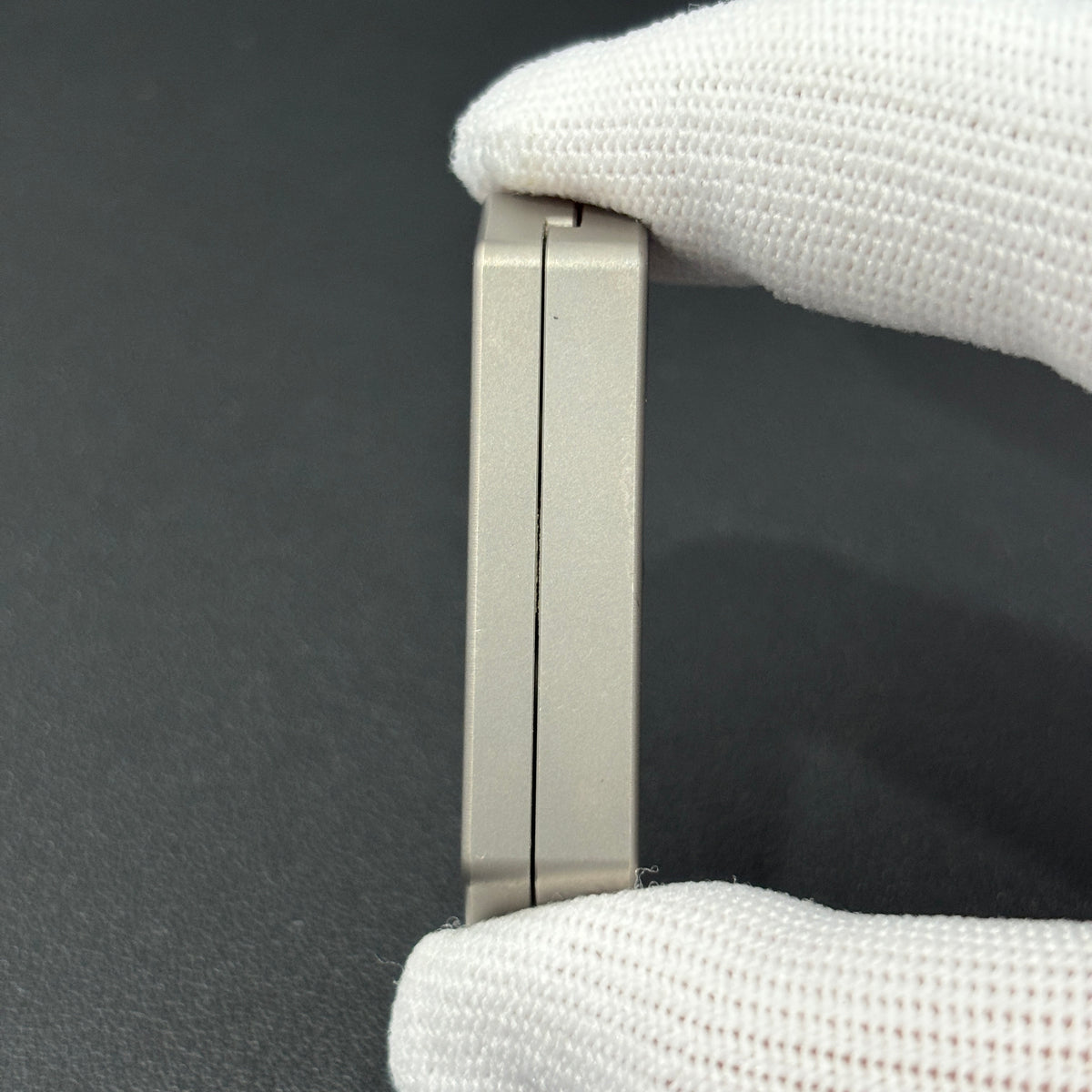 Plane Titanium