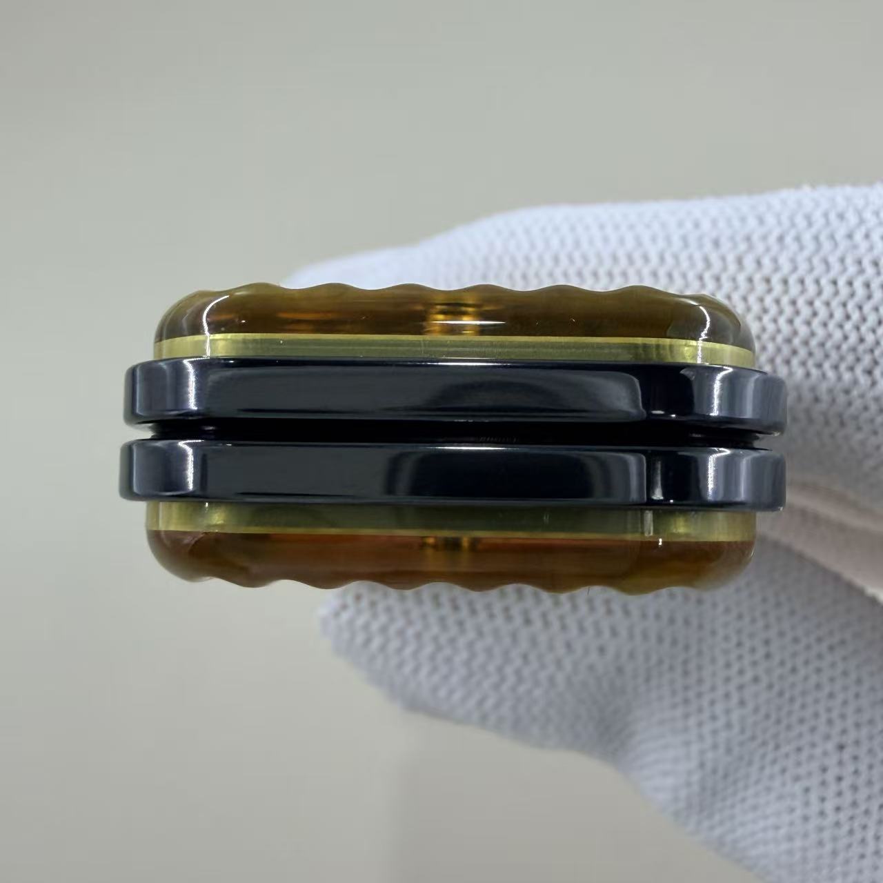 Travel r PEI Zirconium