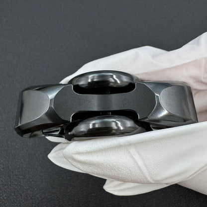 Pan Yixian Zirconium