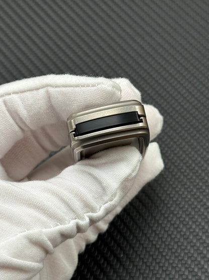 Wormhole Stainless Steel