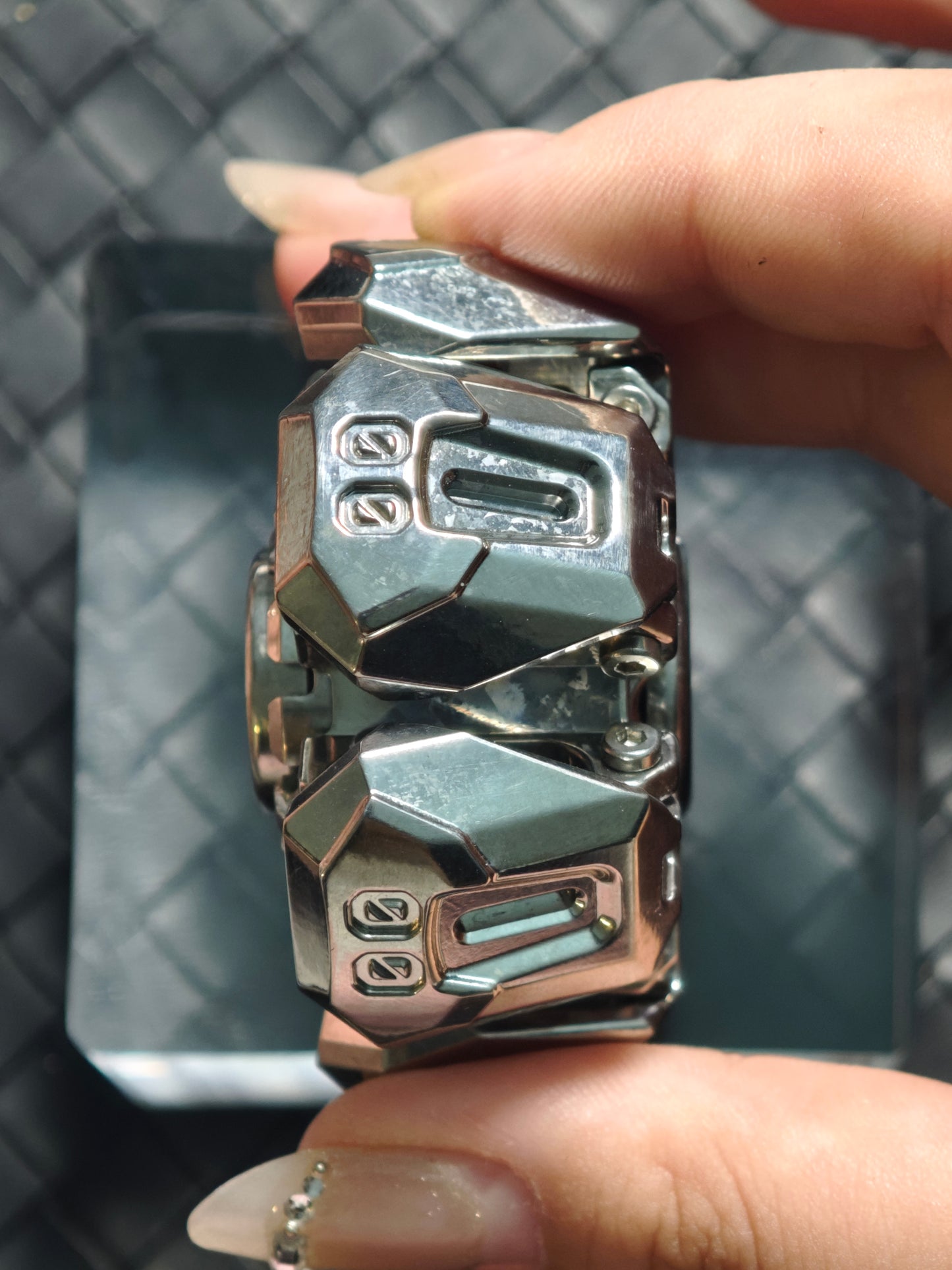 Ancient Iron Crystallized Titanium