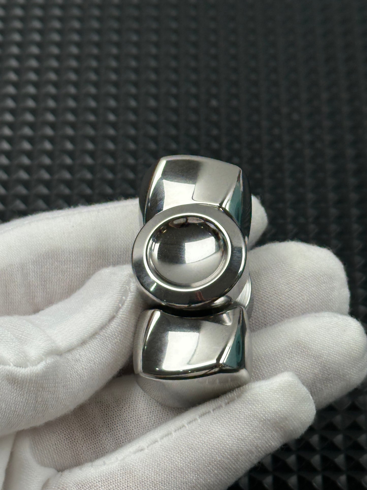 Zhen Stainless Steel