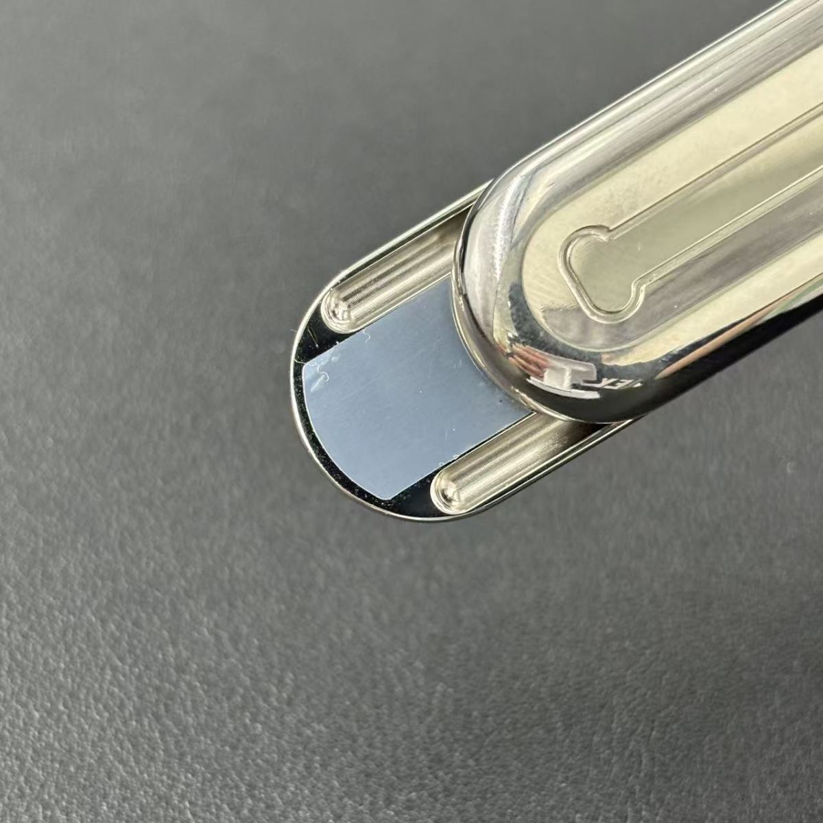 Floating Cloud Titanium Polished