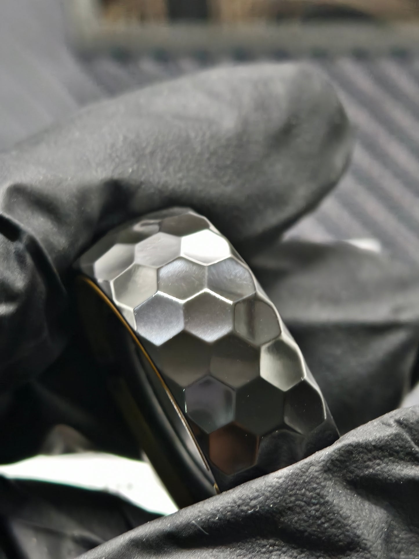 LAUTIE Mechanic Thorns Brass