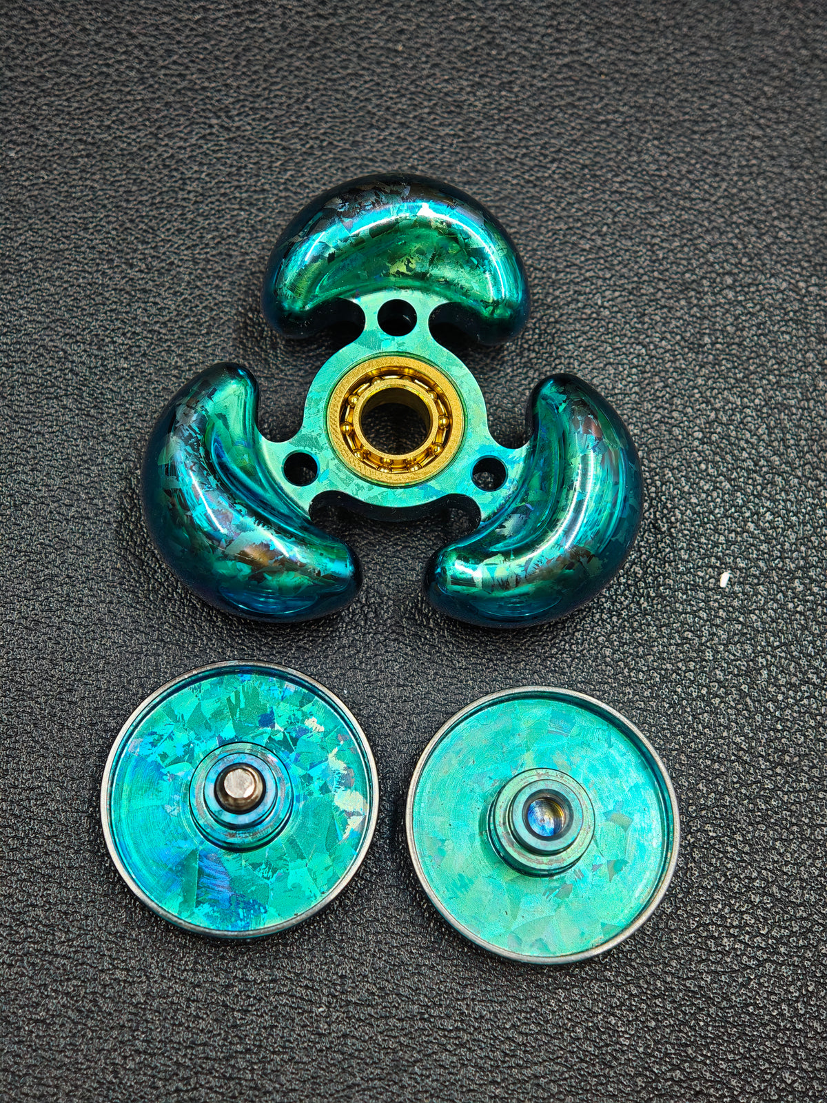 sandan Crystallized Titanium