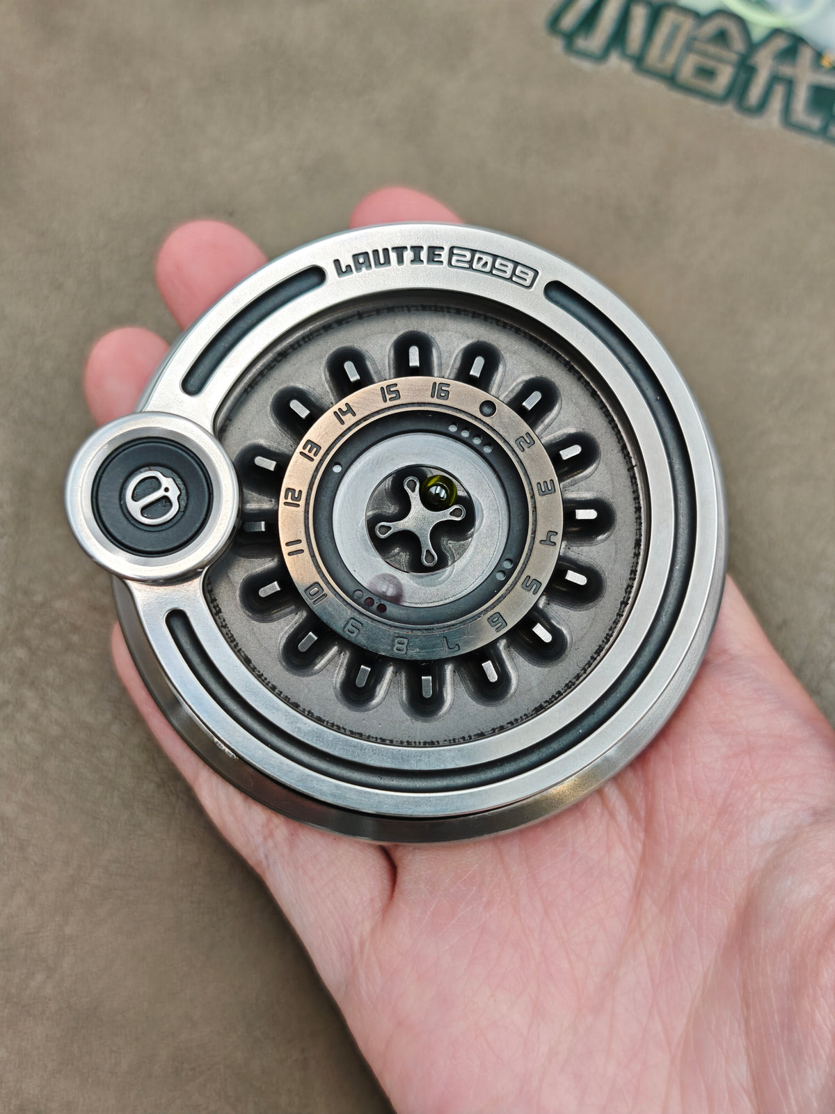 Carnival Roulette Zirconium