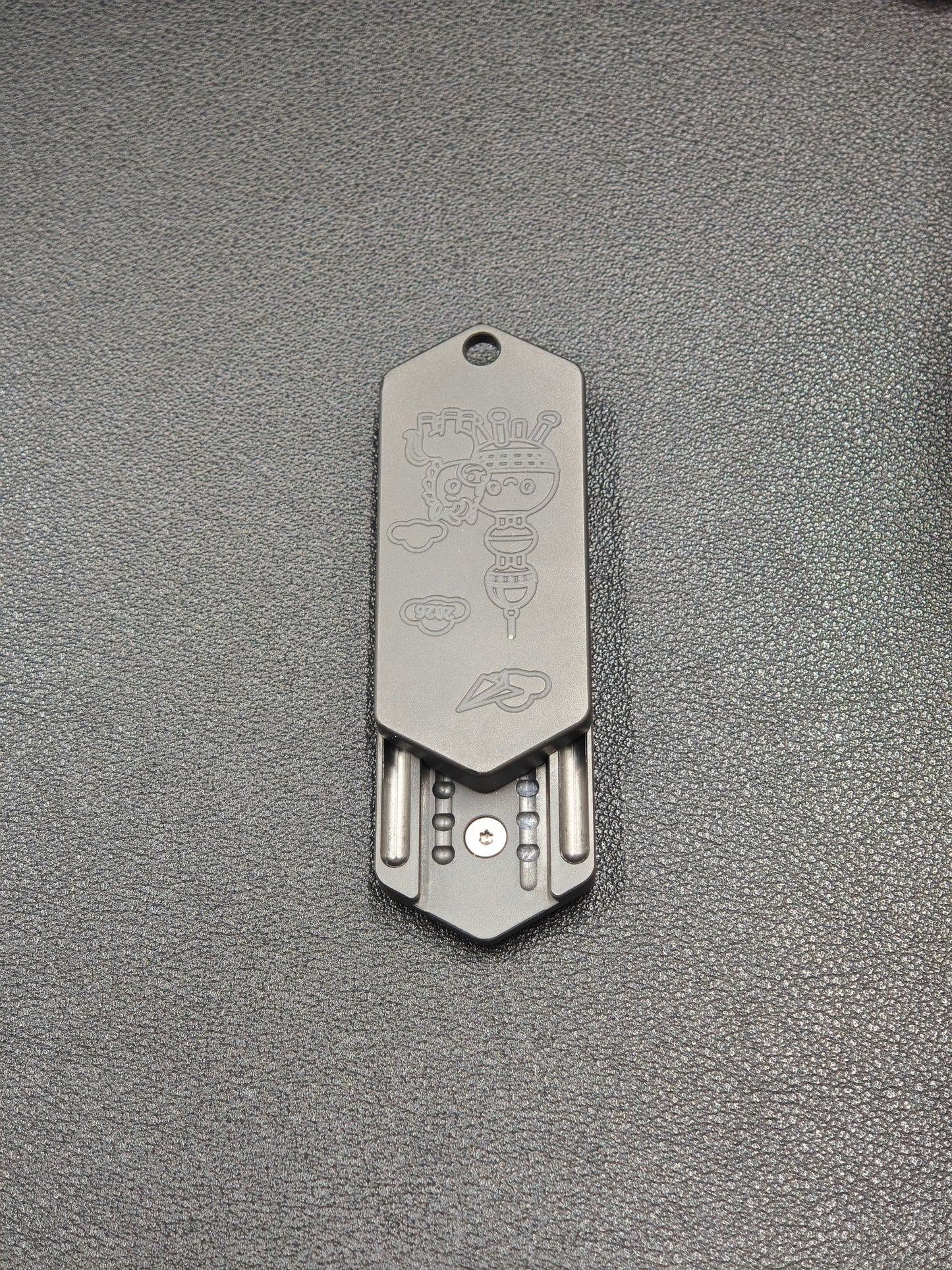 Plane Zirconium