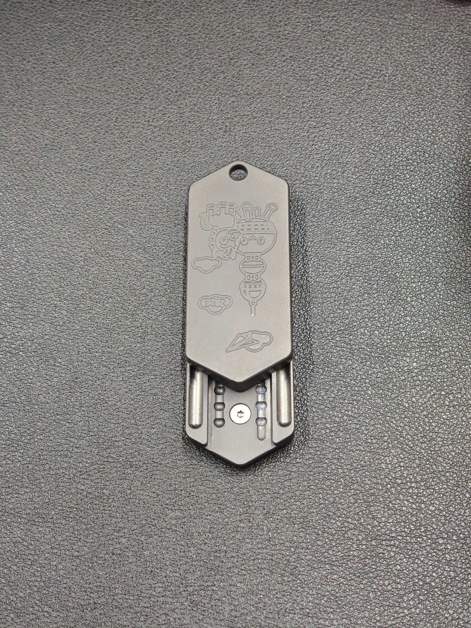 Plane Zirconium