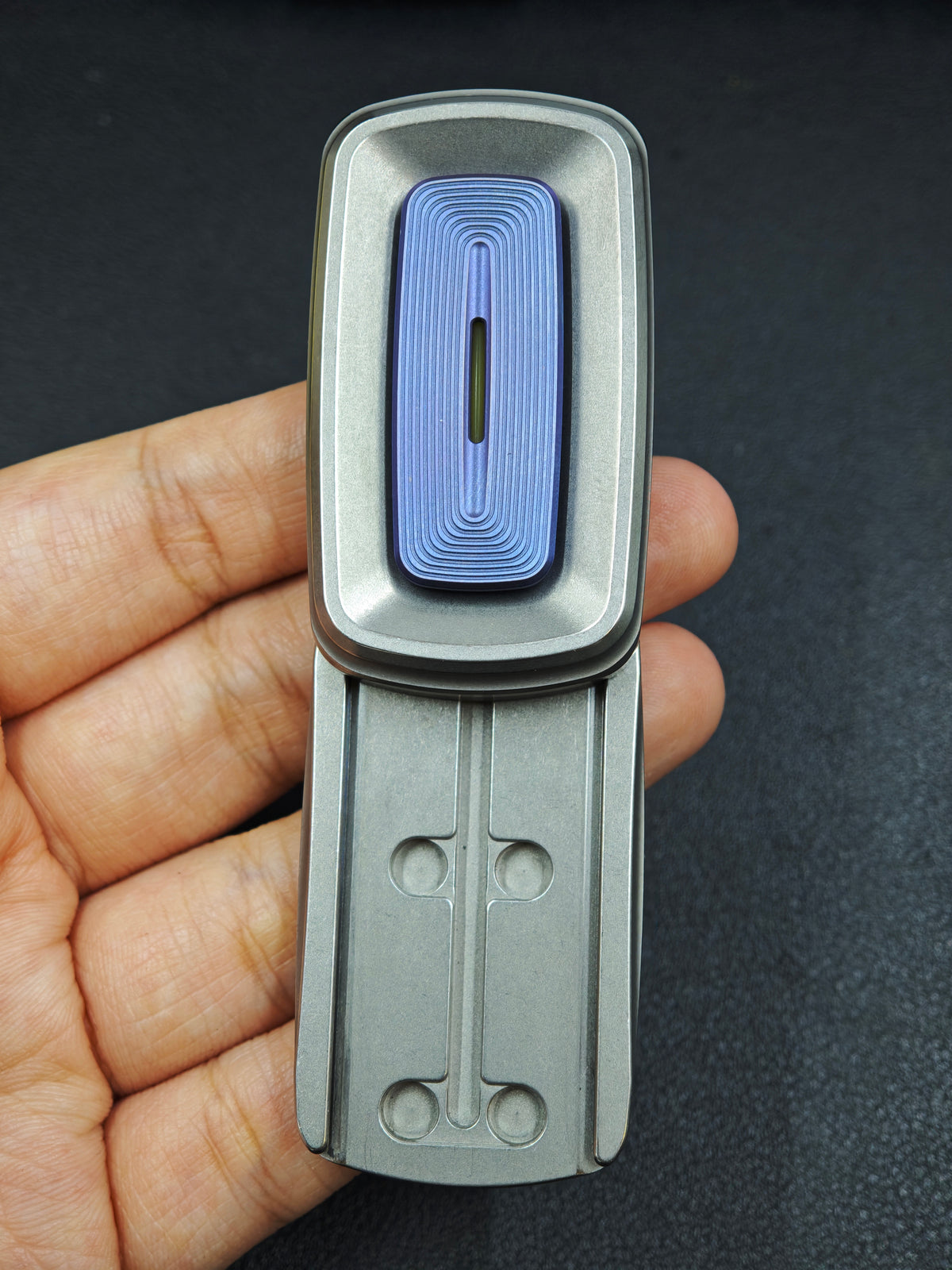 Wormhole Titanium