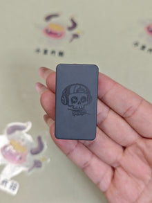 Mute Zirconium