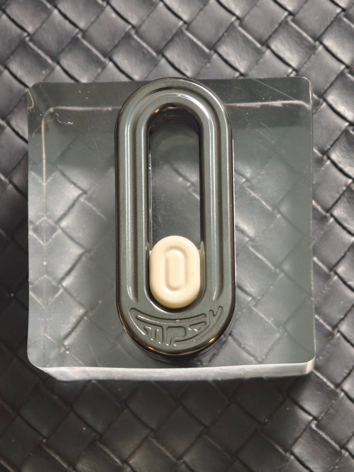 Kong Zirconium PEEK