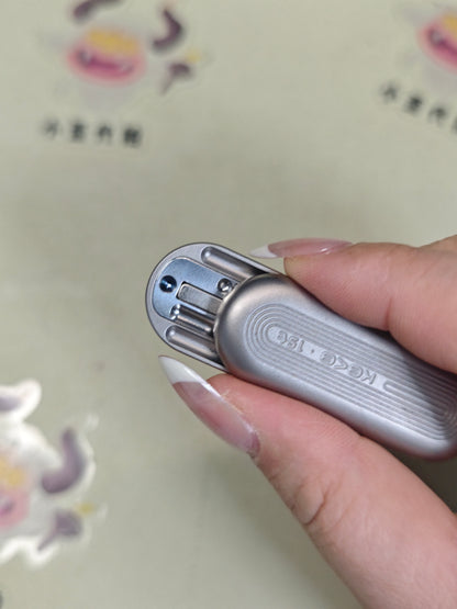 Floating Cloud Titanium