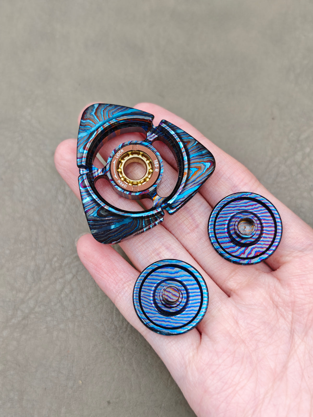 BIT 04 Zircuti
