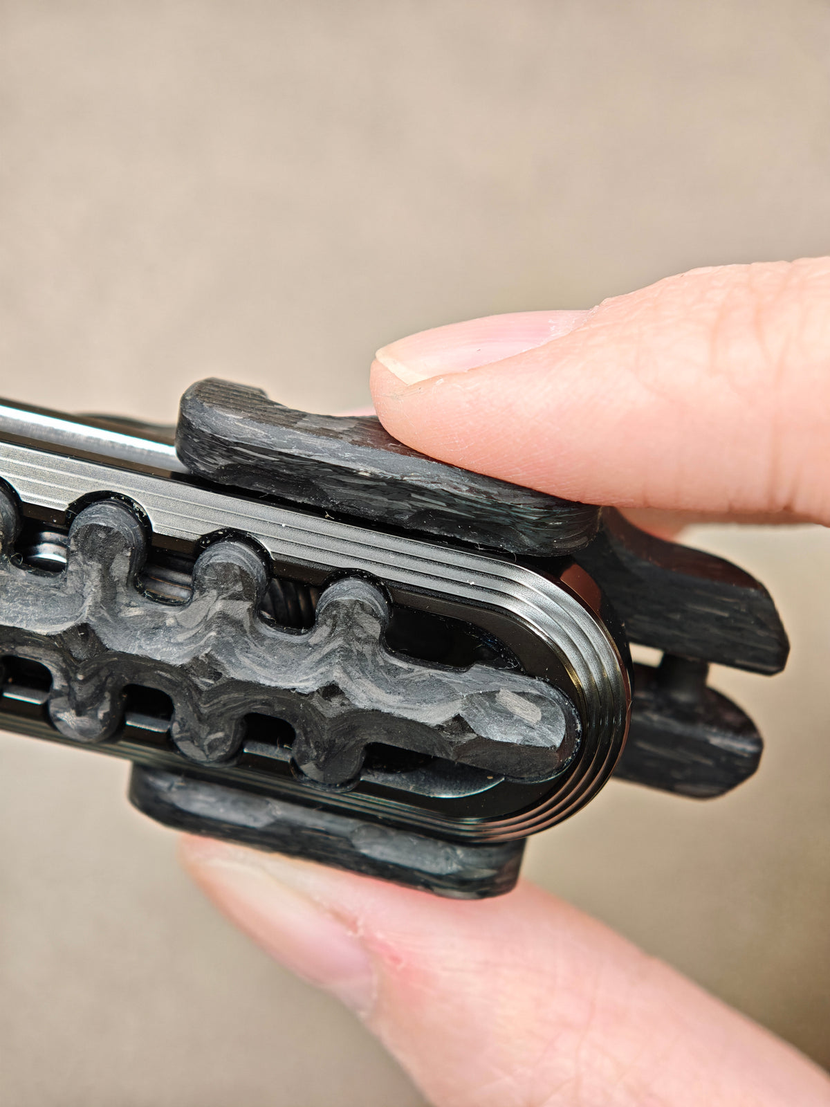EXOSKELETON Carbon Fiber Bone Core Stainless Steel