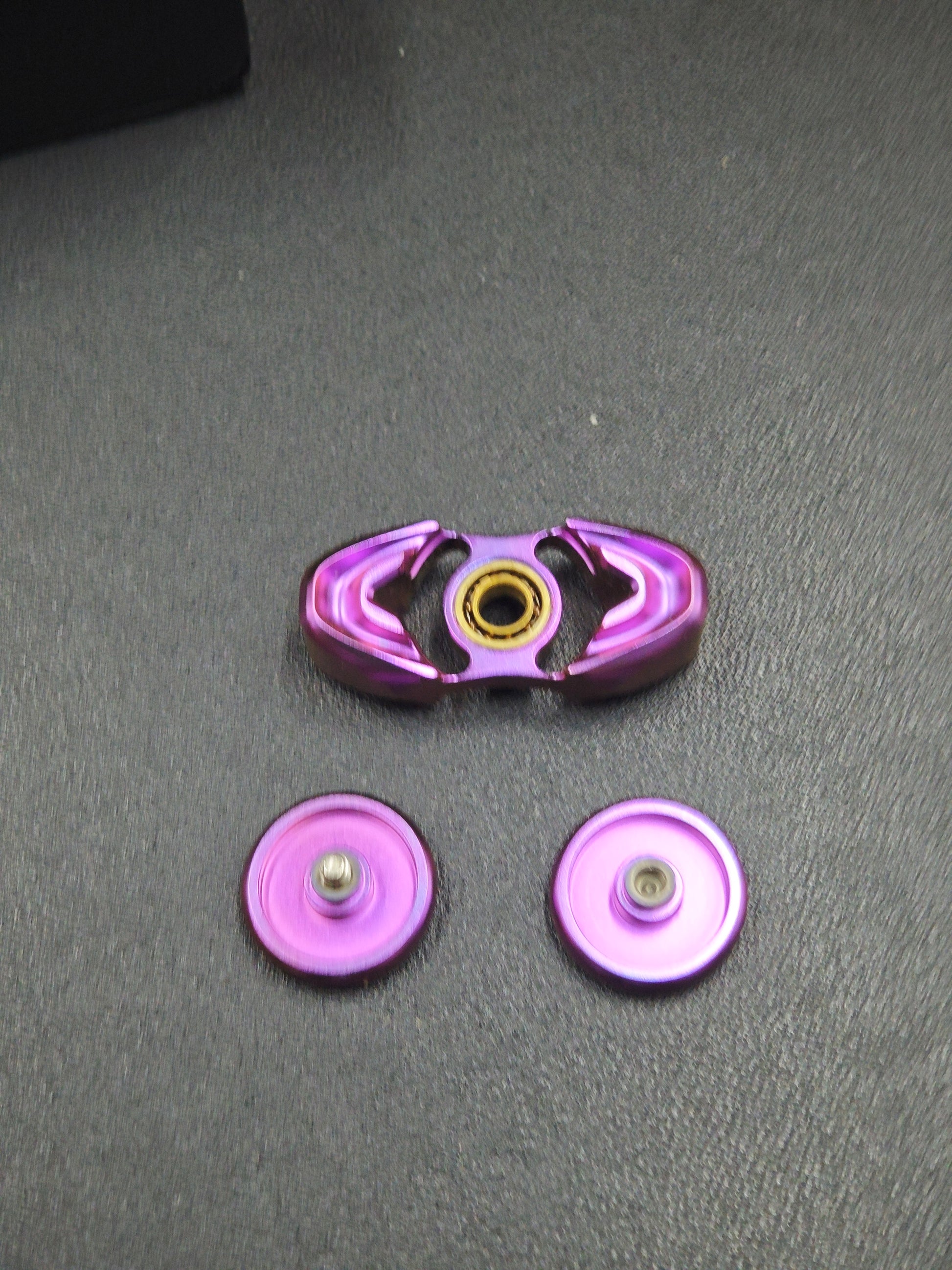 Pan Yixian Zirconium