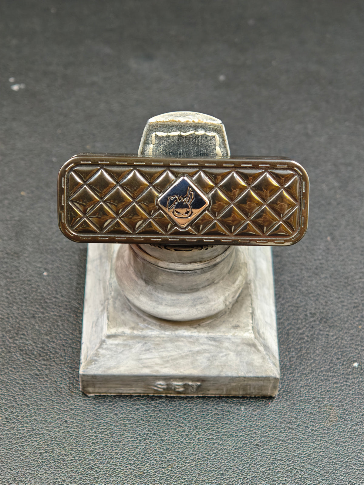 Feng Ling Zirconium Polished