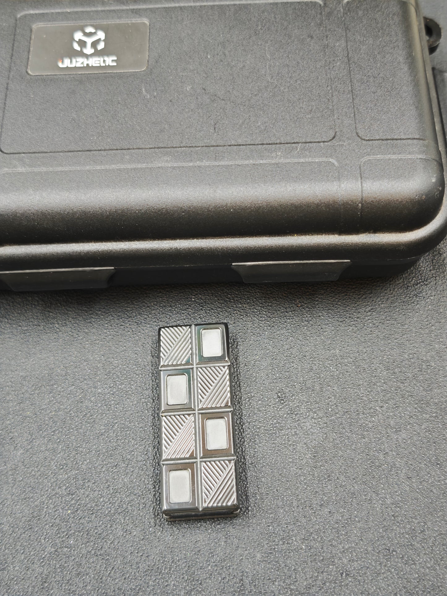 Wafer Zirconium Limited Edition