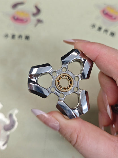 Explorer Titanium