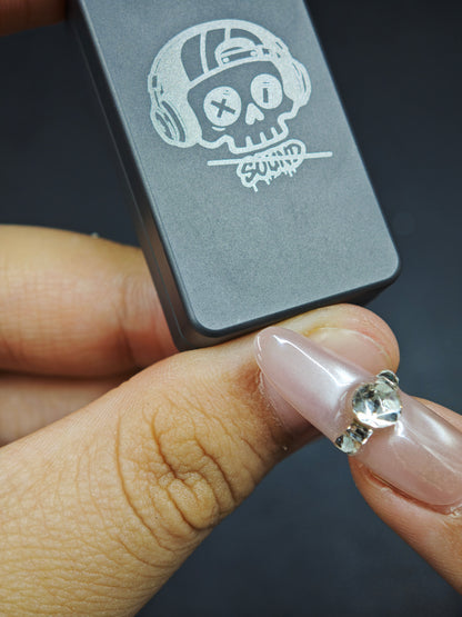 Mute Zirconium