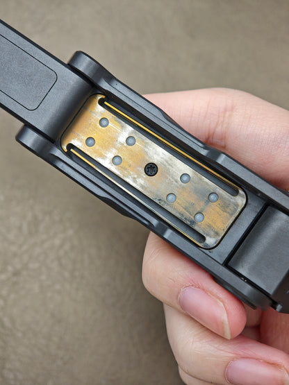 Razor Zirconium