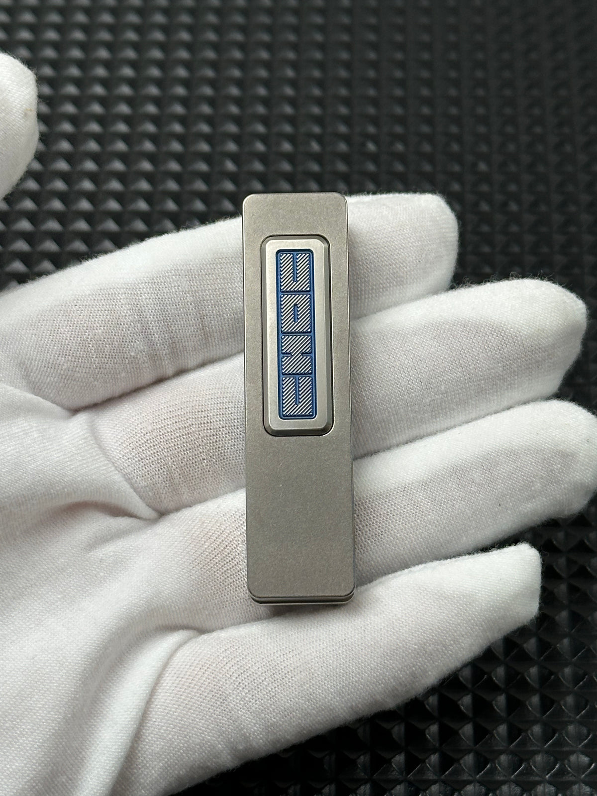 Choc Titanium