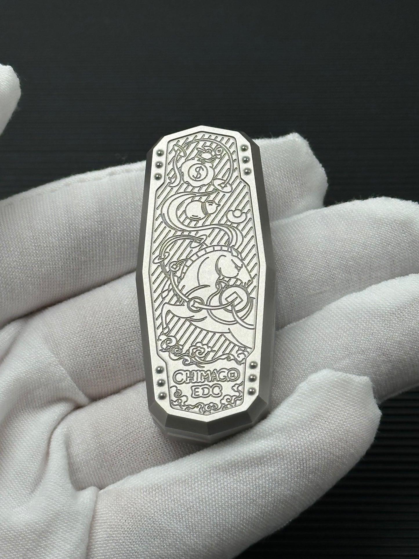 Monolith Stainless Steel