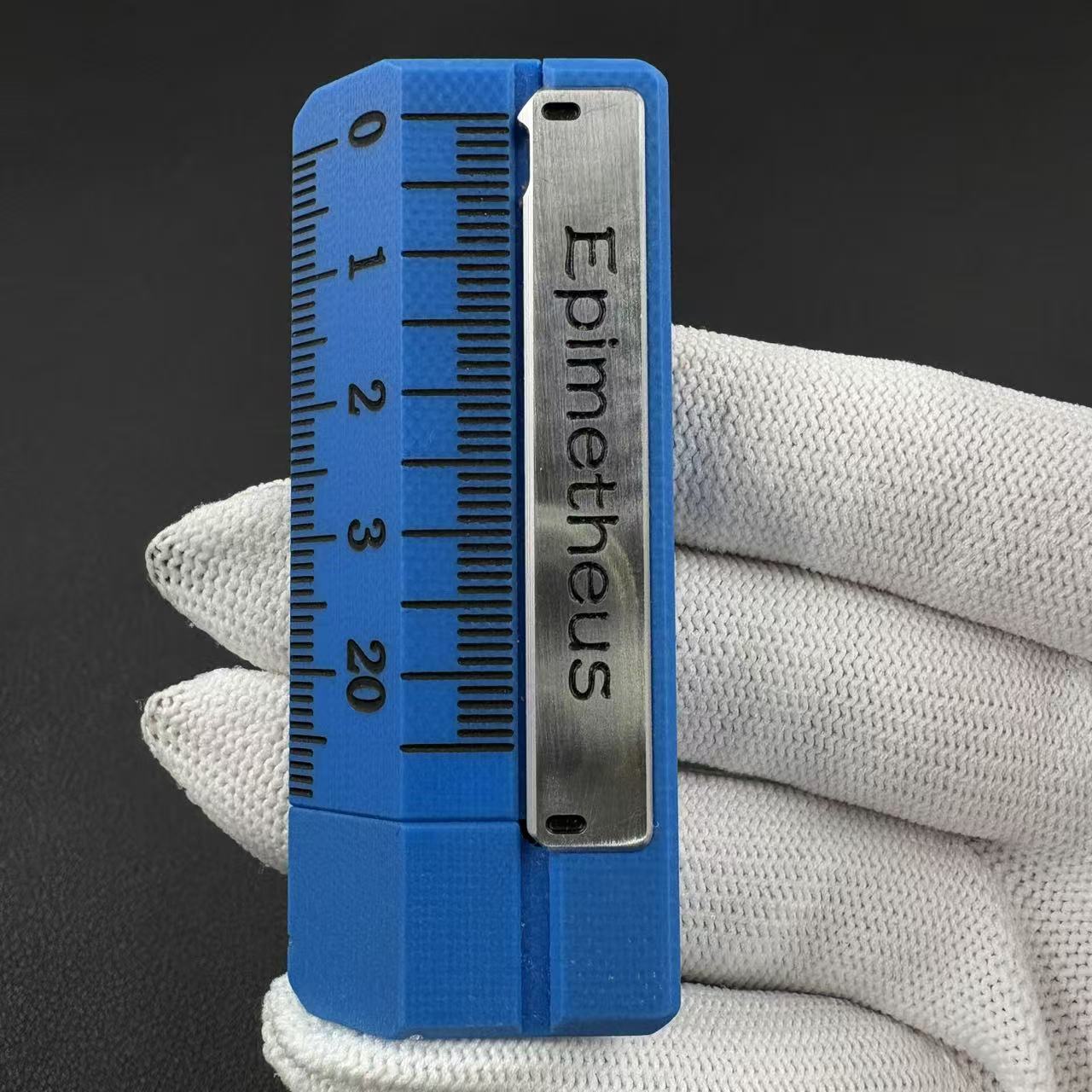 Quirky Ruler G10
