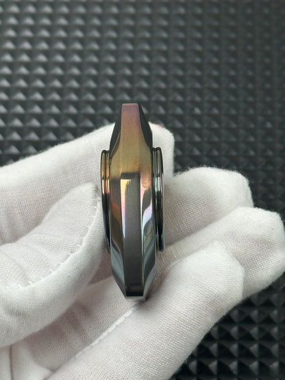 Mirror Eye Zirconium Oil Slick