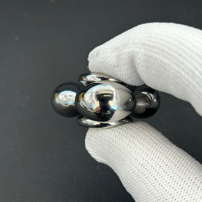 Three-Leaf Cell Stainless Steel Polished