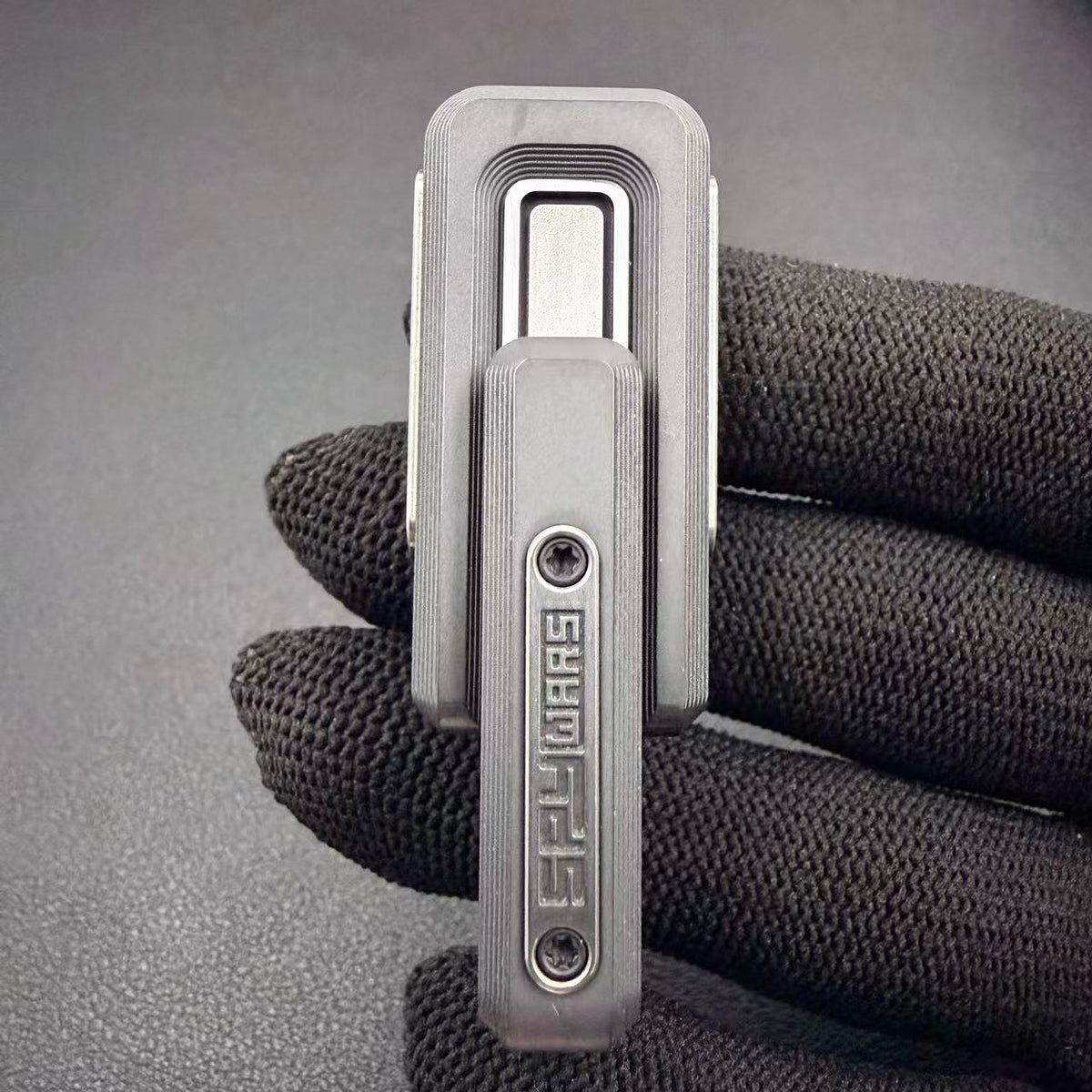 X Lock Zirconium