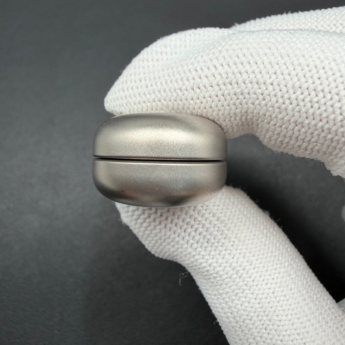 Floating Cloud Titanium Blasted