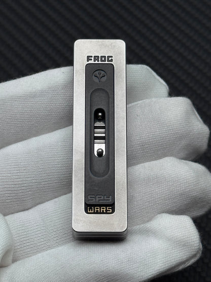Frog Stainless Steel PEEK