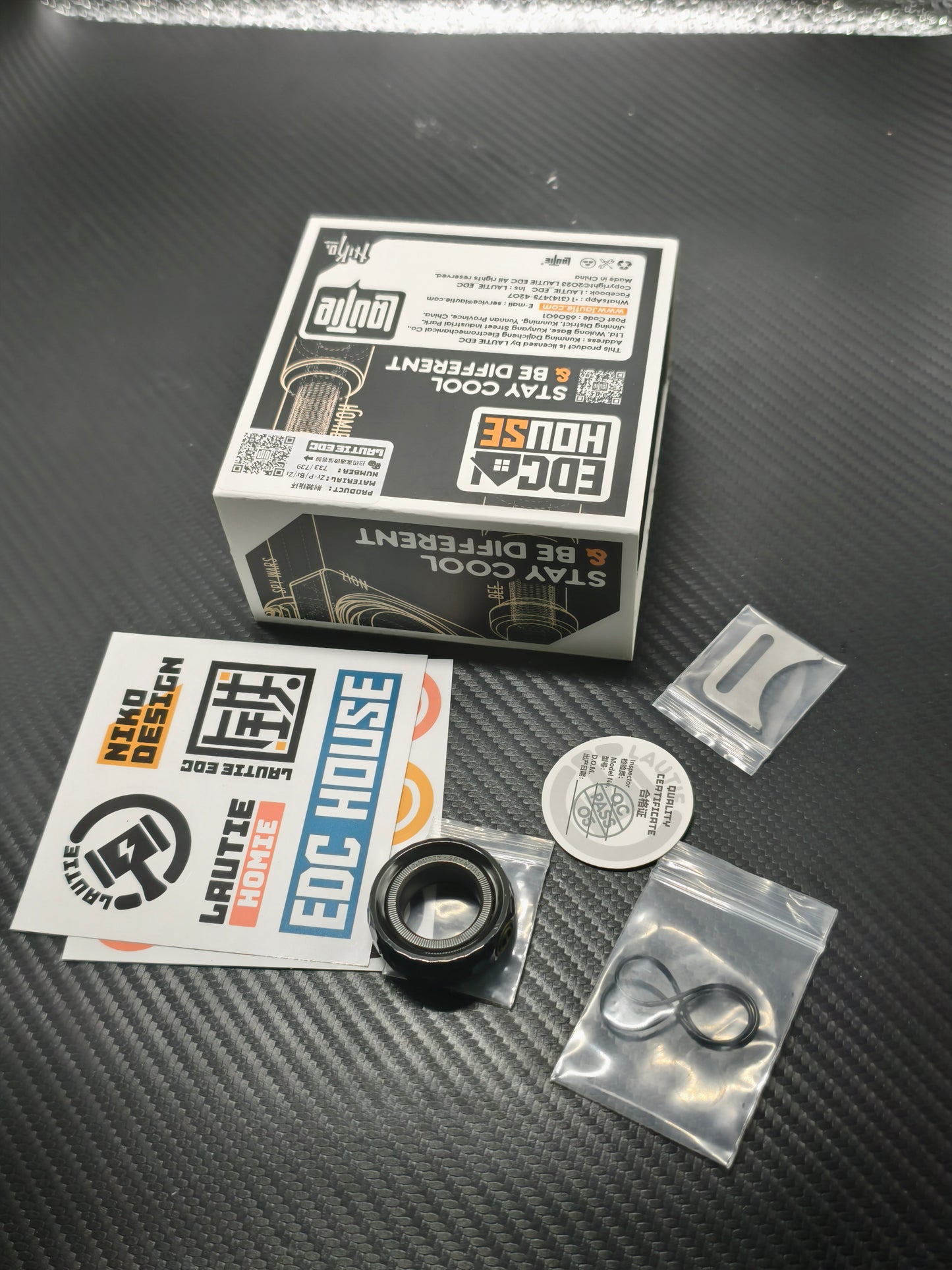 LAUTIE Mechanic Thorns Brass