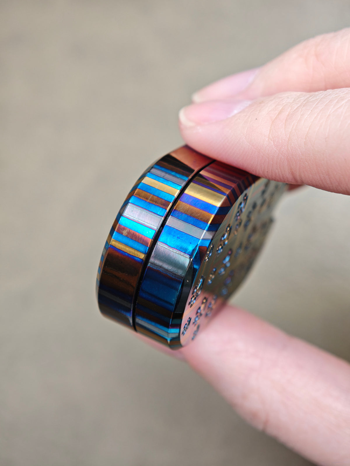 F2 Zircuti