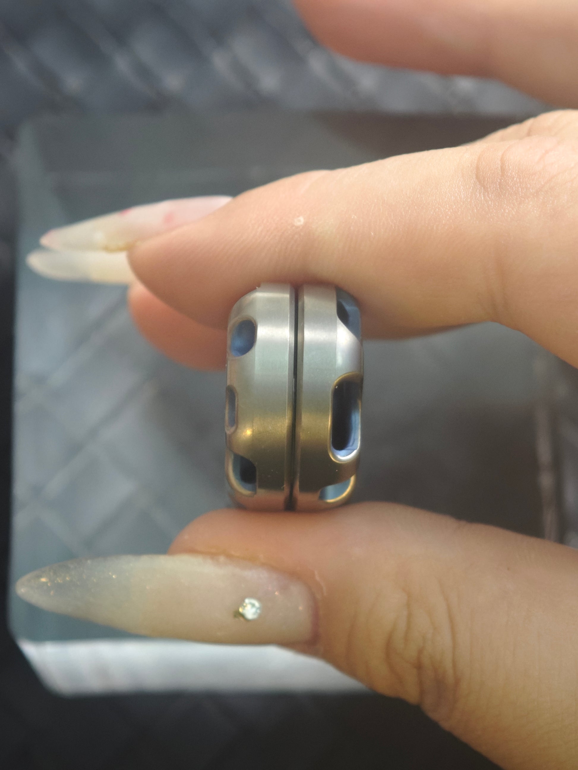 KONG Titanium
